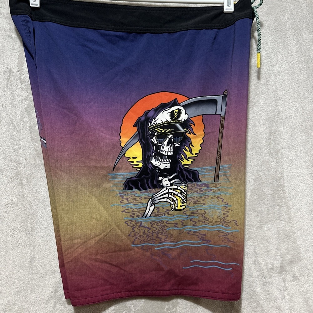 Sullen River Reapers Tattoo Graphic Board Men's Shorts Size 40